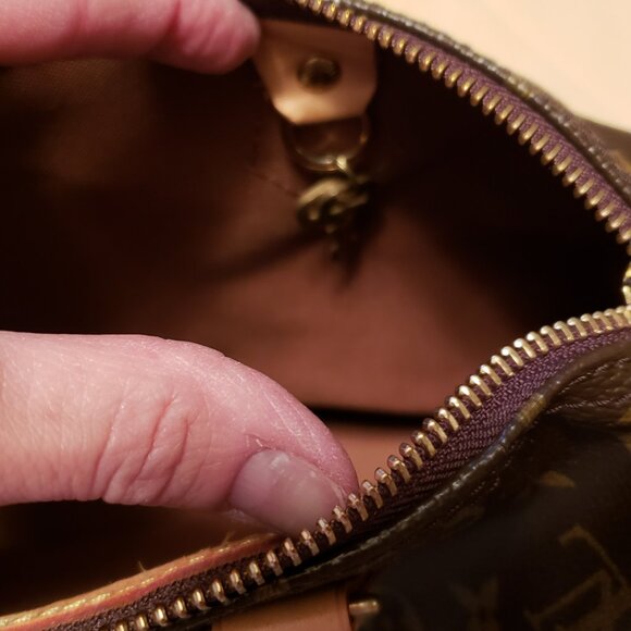 Louis Vuitton Speedy 25 with original lock and key! - Picture 5 of 9